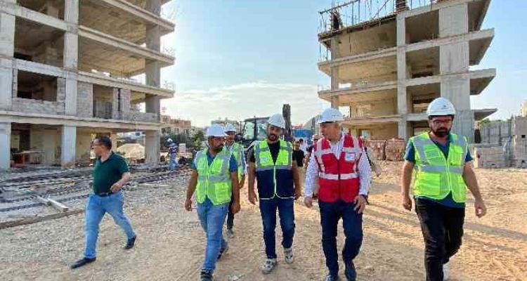 Yerinde kentsel dönüşümle insanlar yıkılmak üzere olan evlerden kurtuluyor