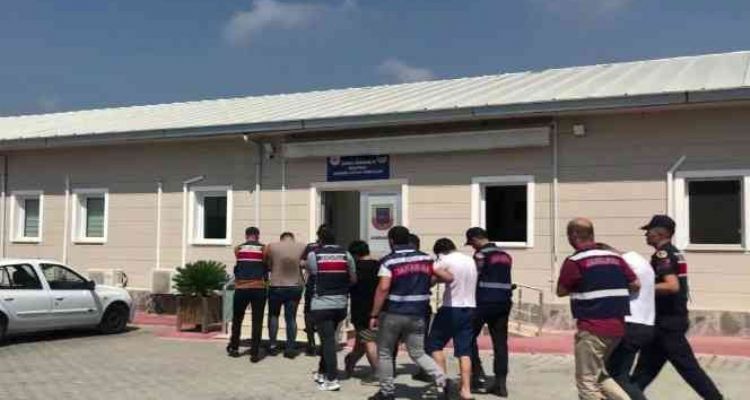 Virüs linki göndererek dolandırıcılık yapan 7 şüpheli yakalandı