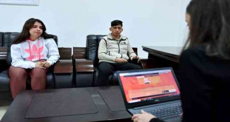 Mersin'de YKS'ye girecek depremzede öğrencilere rehberlik desteği