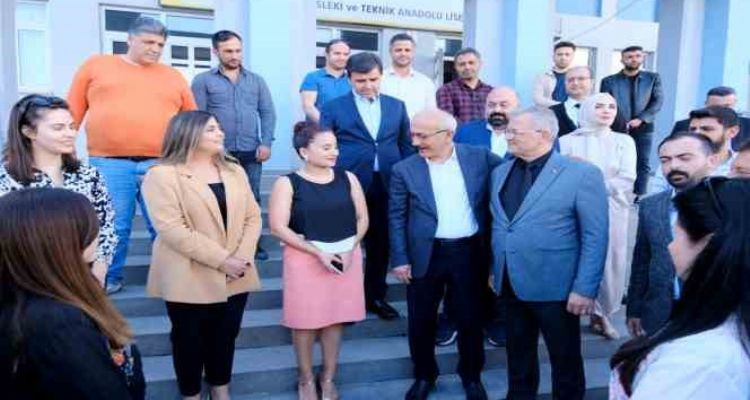 Eski Bakan Elvan: MTOSB'den geniş sanayi alanları bekliyoruz