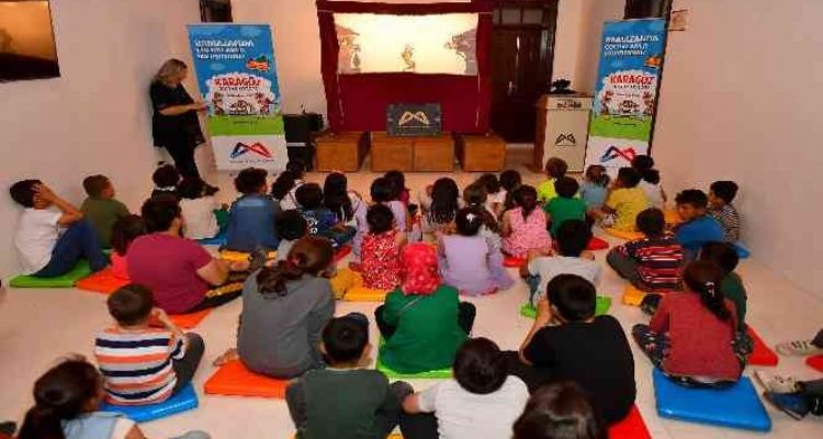 Silifkeli çocuklar Gazi Çiftliği'nde gölge oyunuyla buluştu