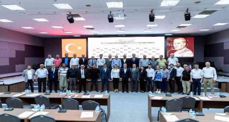 Seçer: “Türkiye'de sosyal politikalar denildiği zaman Mersin akla geliyor”