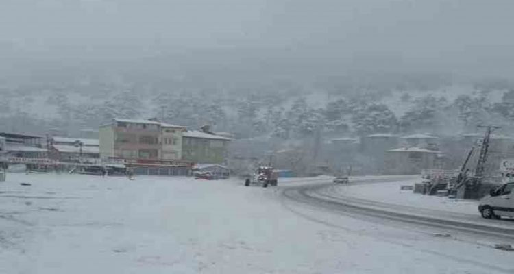Sertavul geçidinde tipi: zincirsiz araçlara izin verilmiyor