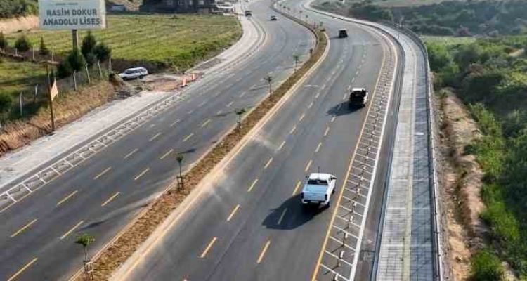Başkan Seçer, 'Tarsus-Çamlıyayla Yolu Genişletme ve Yenileme' projesini inceledi