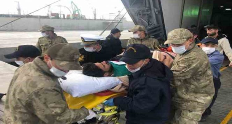 156 yaralı daha gemiyle Mersin'e getirildi