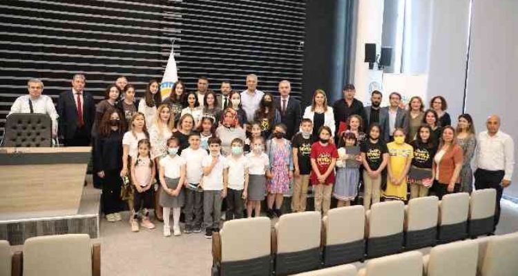 Sıfır atığı anlatarak ödül kazandılar