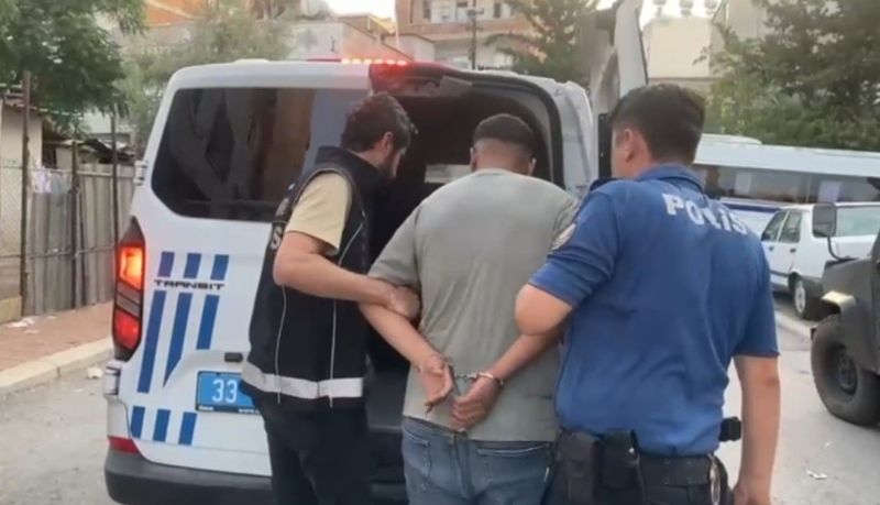 Mersin’de uyuşturucu kullanıcılarına şafak operasyonu: 42 gözaltı