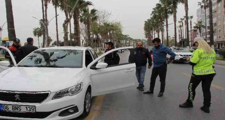 Mersin polisi, suça ve suçluya göz açtırmıyor