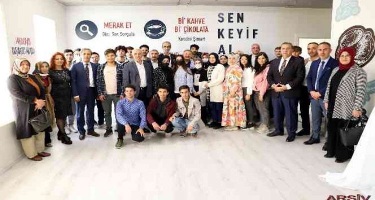 Üniversite öğrencilerine öğretim desteği için başvurular başladı