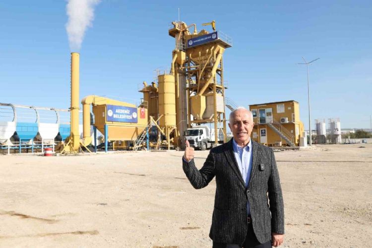 Akdeniz Belediyesi kendi asfaltını üretmeye başladı
