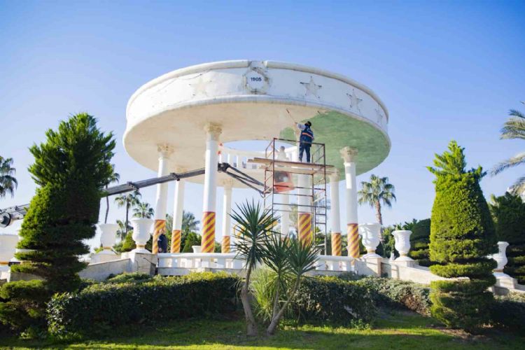 Mersin’de taraftar meydanları yenileniyor