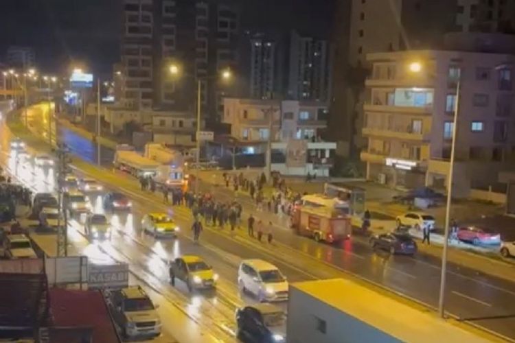 Mersin’de tırlar çarpıştı: 2 yaralı