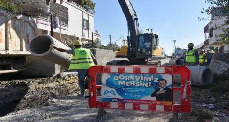 MESKİ, Tarsus'ta yağmur suyu çalışmalarına devam ediyor
