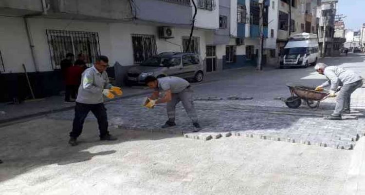 Akdeniz'de sokaklar ve parklar yenileniyor