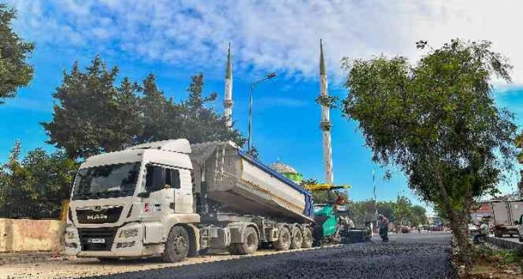 Mersin'de yollar yenileniyor