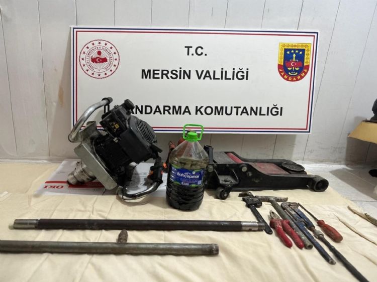 Mersin’de kaçak kazı yapan 4 şüpheli yakalandı