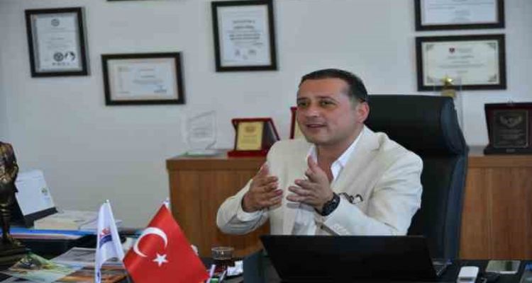 Depremden etkilenen çocukların beden dili ve mimikleri iyi gözlenmeli