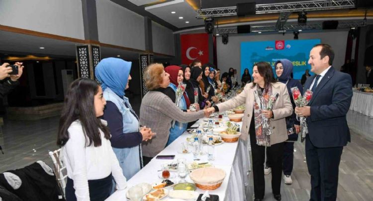 Elazığ’dan Mersin’e ‘Huzur ve Kardeşlik Buluşması’ gerçekleştirildi