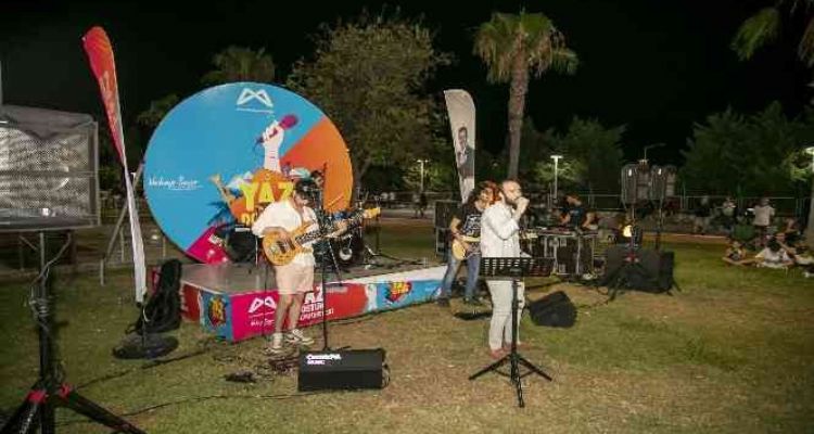 Mersin'de ‘Yaz dostum konserleri’ başladı