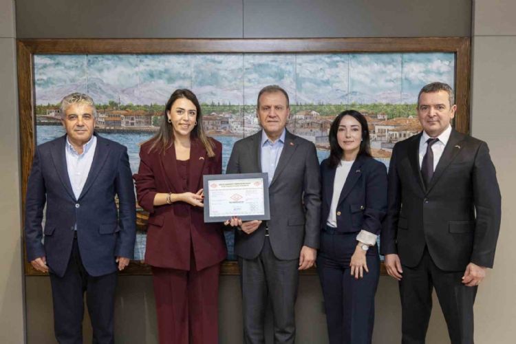 Mersin Büyükşehir Belediyesi, vatandaş memnuniyetini ‘TS ISO 10002 Belgesi’ ile taçlandırdı