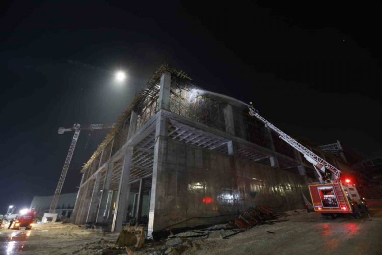 Mersin’deki fabrika yangını söndürüldü