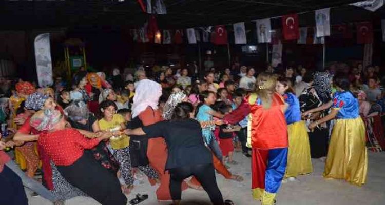 Tarsus'ta "Köy Şenlikleri"