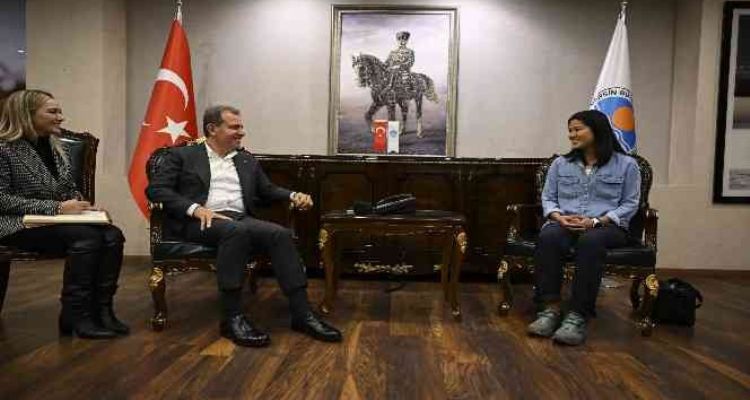 Bisikletli gezgin Qiu: Mersin araçlar için değil, insanlar için bir kent