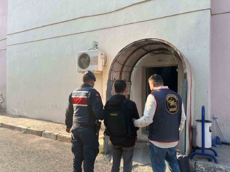 Mersin’de arkadaş cinayetinin son firarisi de yakalandı