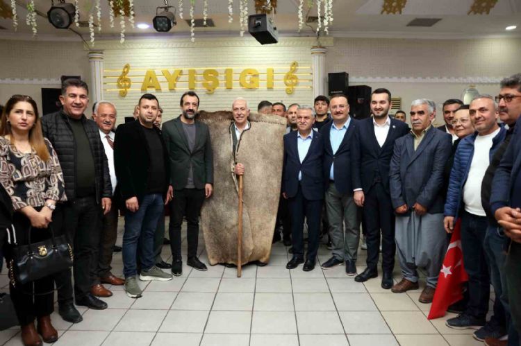 Başkan Gültak: "Akdeniz’e yıllardır gelmeyen hizmetleri 5 yıla sığdırdık"