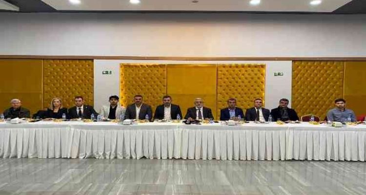 Metiner: Türk kardeşlerimiz PKK-HDP'ye bakarak Kürtleri bunlardan ibaret zannetmesinler