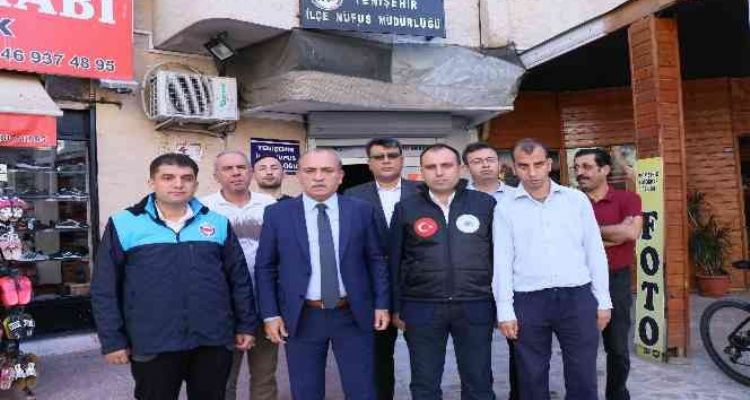Mersin'de ‘doktor nüfus memurunu darp etti’ iddiası