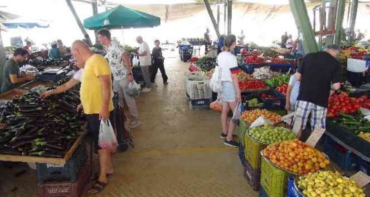 Semt pazarlarında Rus bereketi