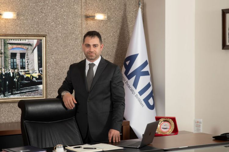 AKİB’DEN TEMMUZ AYINDA 1 MİLYAR 305 MİLYON DOLARLIK İHRACAT 