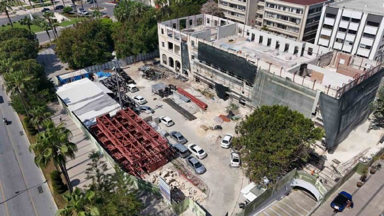 Mersin’in hafızası Taş Bina, Kent Müzesi’ne dönüşüyor