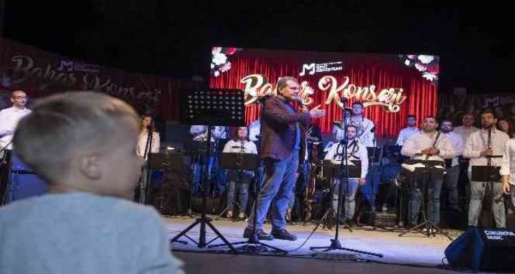 Mersin Büyükşehir Belediyesi Kent Orkestrası'ndan bahar konseri