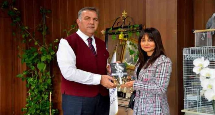 Mersin'de haftanın öğretmeni seçildi