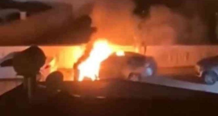 Anamur'da Ülkü Ocağı Başkanı Satar'ın aracı yandı: Kundaklama şüphesi var
