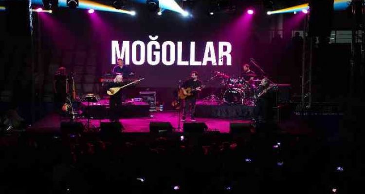 Tarsus'un 101. yılı Moğollar konseriyle kutlandı