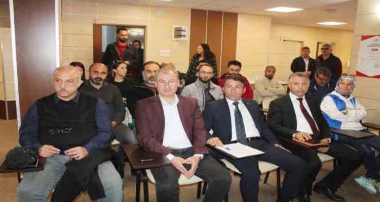 Erdemli'de kalıntıyla mücadele toplantısı yapıldı
