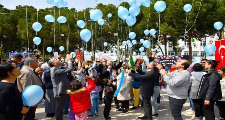 Vali Pehlivan: Otizmli kardeşlerimizin hayatlarını kolaylaştırmaya devam edeceğiz