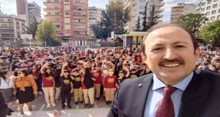 Vali Pehlivan, öğretmen ve öğrencilerle buluştu
