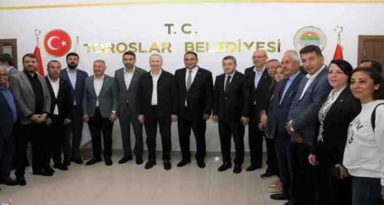 Eski Bakan Çağlayan: Bizim davamız kutlu bir davadır