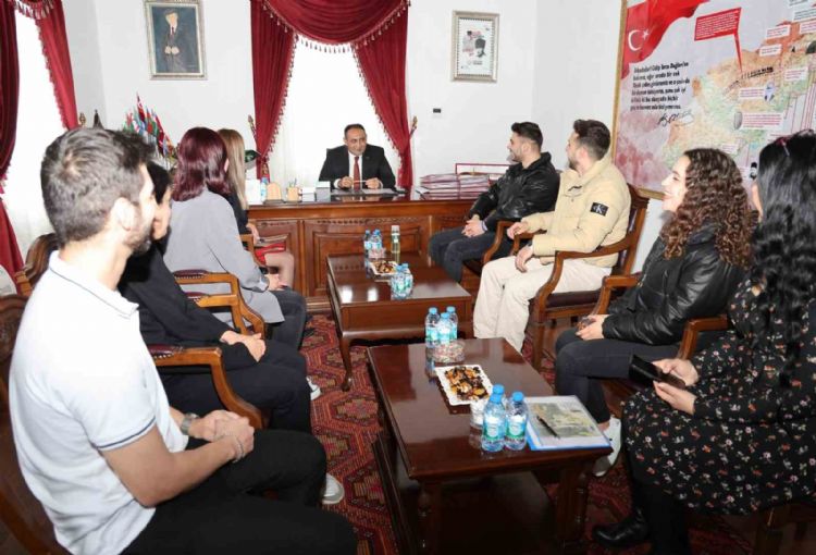 Başkan Yılmaz, üniversite öğrencilerine Toroslar’ın tarihi ve doğal güzelliklerini anlattı
