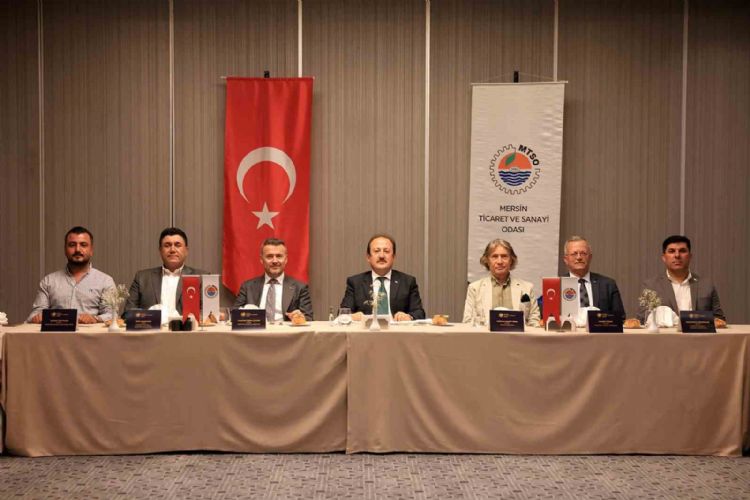 Çakır: Başarı hikayeniz, Mersin ekonomisi için çok önemli