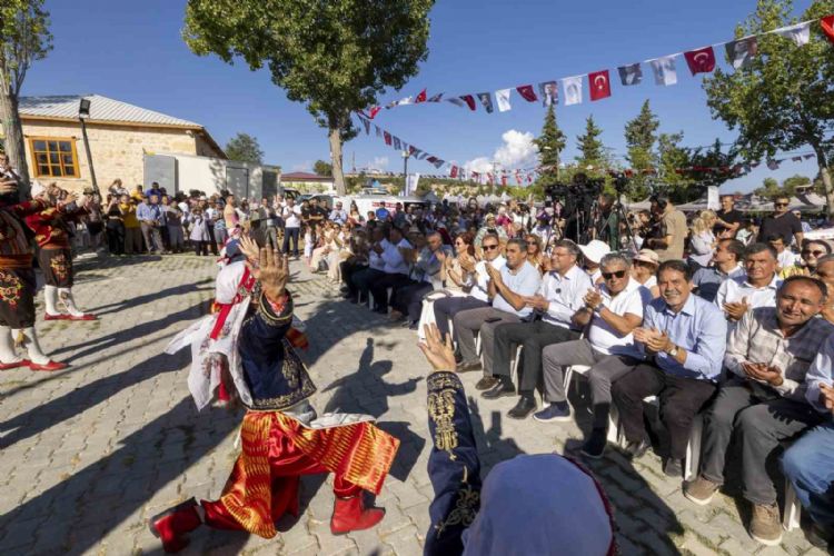 Silifke’de ‘6. Mersin Lavanta Hasat Şenliği’ yapıldı
