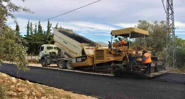 Mersin'de yollar yenileniyor