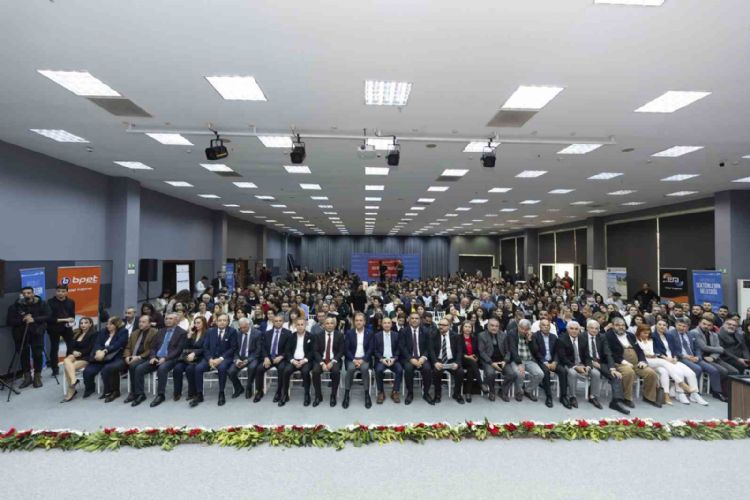 Başkan Seçer: Kariyer merkezine bugüne kadar 38 bin yurttaşımız müracaat etti